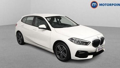 Używany BMW 118 Sport Line 150 KM (110 kW) 2021 Hatchback