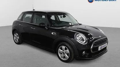 Used Mini Cooper Classic 136 HP (100 kW) 2019 Black Hatchback