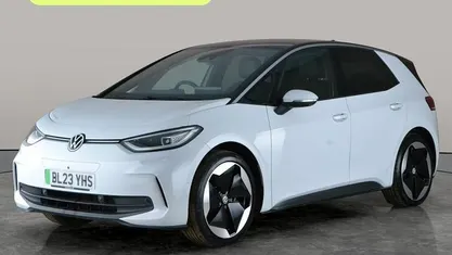 Used VW ID.3 Pro 150 kW (204 HP) 2023 White Hatchback