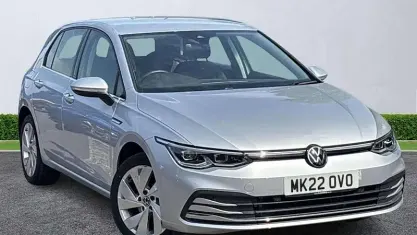 Used VW Golf VIII Style 150 HP (110 kW) 2022 Silver Hatchback
