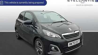 Used Peugeot 108 Allure 72 HP (52 kW) 2022 Hatchback