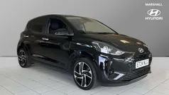 Black Used 2024 Hyundai i10 Premium Hatchback | £15,425 (Fair price)