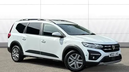Used Dacia Jogger Comfort 110 HP (80 kW) 2022 White MPV