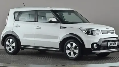 Usado Kia Soul 132 HP (97 kW) 2017 Branco SUV
