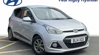 Used Hyundai i10 Premium 87 HP (63 kW) 2014 Silver Hatchback