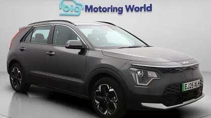 Used 2024 Kia Niro SUV | £21,500 (Fair price)