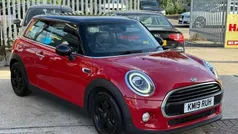 Used 2021 Mini Cooper Classic Hatchback | £10,795 (Good price)