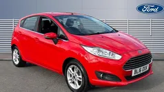 Red Used 2016 Ford Fiesta Zetec Hatchback | £8,186 (Fair price)