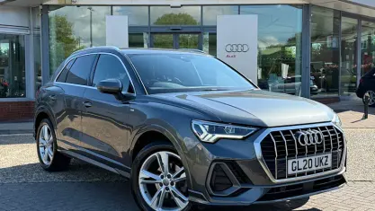 Używany Audi Q3 S-Line 150 KM (110 kW) 2023 SUV