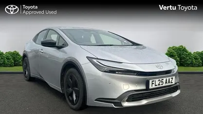 Used 2025 Toyota Prius Design Hatchback | £26,309 (Fair price)