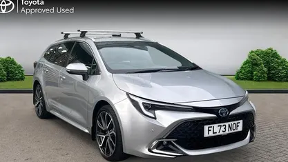 Used 2025 Toyota Corolla Estate | £25,790 (Fair price)