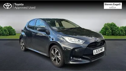 Used 2025 Toyota Yaris Hybrid Design Hatchback | £21,911 (Fair price)