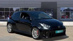 Black Used 2022 Toyota Yaris Hatchback | £30,726 (Fair price)