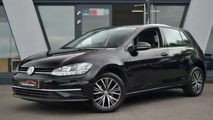 Used VW Golf VII SE 110 HP (80 kW) 2018 Black Hatchback