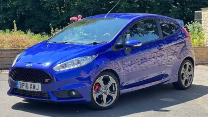Used Ford Fiesta ST 182 HP (133 kW) 2016 Blue Hatchback