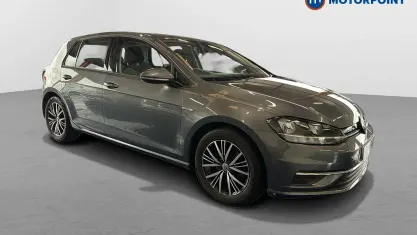 Used VW Golf VII SE 131 HP (96 kW) 2018 Grey Hatchback