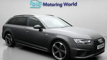 Begagnad Audi A4 Black Edition 245 HK (180 kW) 2019 Grå Kombi