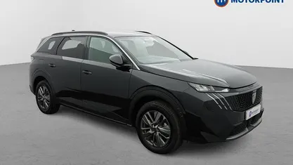 Begagnad Peugeot 5008 Allure 145 HK (106 kW) 2025 Svart SUV