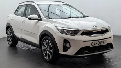 Used 2019 Kia Stonic SUV | £9,350 (Fair price)