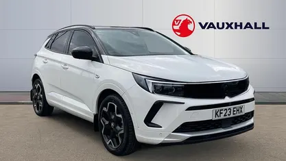 Używany Vauxhall Grandland X Ultimate 131 KM (96 kW) 2023 Biały SUV