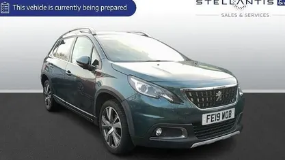 Used Peugeot 2008 Allure 110 HP (80 kW) 2019 SUV