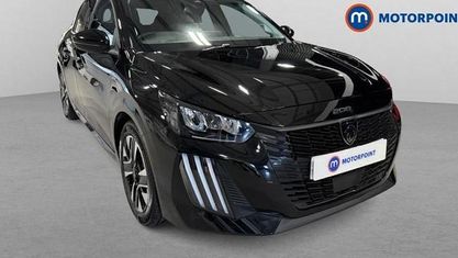 Begagnad Peugeot 208 Allure 101 HK (74 kW) 2025 Svart Halvkombi
