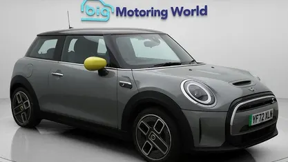 Used Mini Cooper Level 2 135 kW (184 HP) 2023 Hatchback