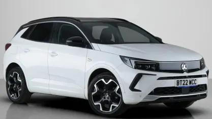 Used Vauxhall Grandland X Elite 131 HP (96 kW) 2021 White SUV
