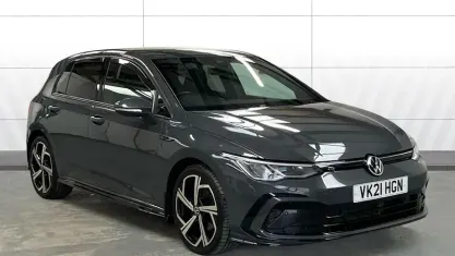Second-hand VW Golf VIII R-line 131 CP (96 kW) 2024 Hatchback