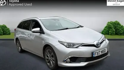 Used Toyota Auris Touring Sports 136 HP (100 kW) 2017 Silver Estate