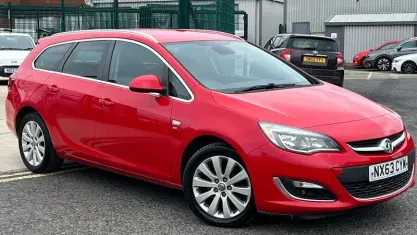 Used Vauxhall Astra 165 HP (121 kW) 2013 Estate