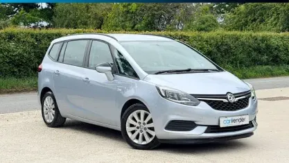Usado Vauxhall Zafira Tourer Design Edition 140 CV (102 kW) 2018 Monovolumen