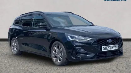 Used Ford Focus ST-Line 125 HP (91 kW) 2023 Black Estate