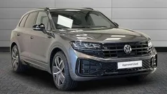 Used 2025 VW Touareg Black Edition SUV | £52,990 (Fair price)