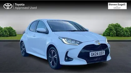 Used 2025 Toyota Yaris Hybrid Design Hatchback | £18,947 (Fair price)