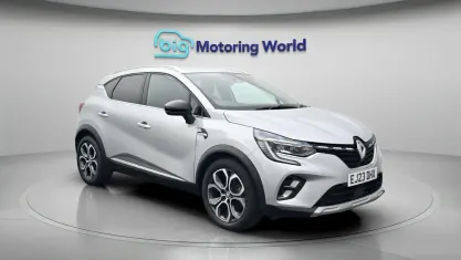 Used Renault Captur Techno 145 HP (106 kW) 2023 Grey SUV