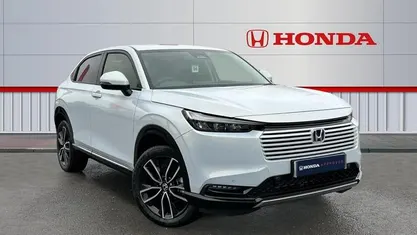 White New 2025 Honda HR-V Advance SUV | £29,911 (Fair price)