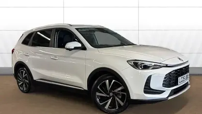 Used MG ZS Trophy 196 HP (144 kW) 2025 White SUV
