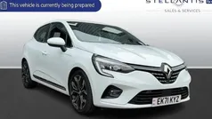 Used 2022 Renault Clio V Version S Hatchback | £12,134 (Fair price)