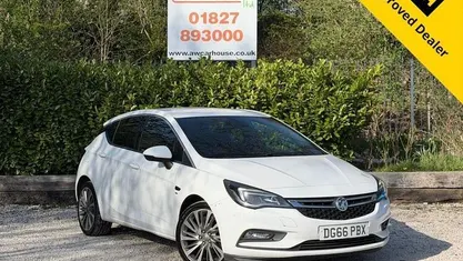 Used Vauxhall Astra SRi 200 HP (147 kW) 2019 Hatchback