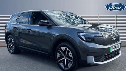 Usado Ford Explorer Select 210 kW (286 CV) 2025 Gris SUV