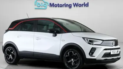 Used Vauxhall Crossland SRi 110 HP (80 kW) 2021 White SUV