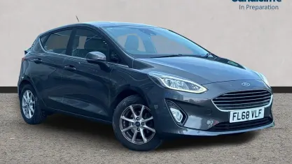 Used Ford Fiesta Zetec 100 HP (73 kW) 2018 Magnetic (premium colour) Hatchback