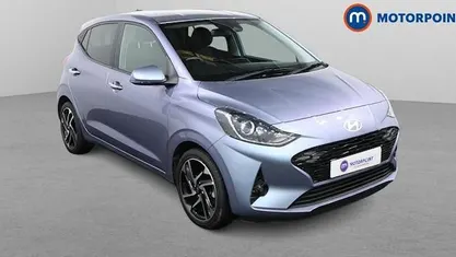 Used Hyundai i10 Premium 67 HP (49 kW) 2023 Blue Hatchback