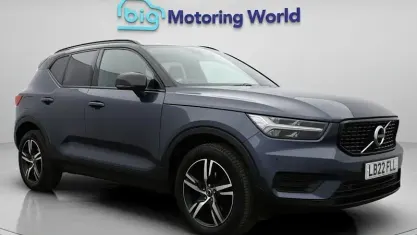 Used Volvo XC40 R-Design 163 HP (119 kW) 2021 Blue SUV