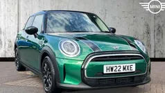 Used 2022 Mini Cooper Classic Hatchback | £18,315 (Fair price)