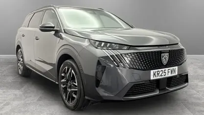 Used Peugeot 5008 GTi 136 HP (100 kW) 2025 Grey SUV