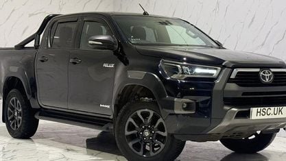 Używany Toyota HiLux 204 KM (150 kW) 2024 Pickup