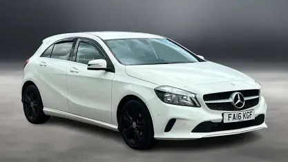 Used Mercedes A180 109 HP (80 kW) 2018 Hatchback