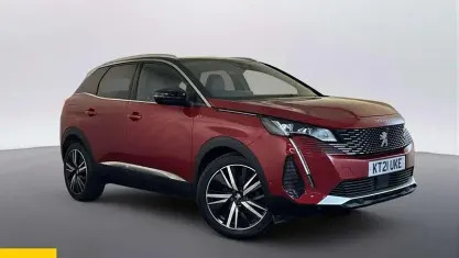 Usado Peugeot 3008 Premium 131 CV (96 kW) 2021 Rojo SUV